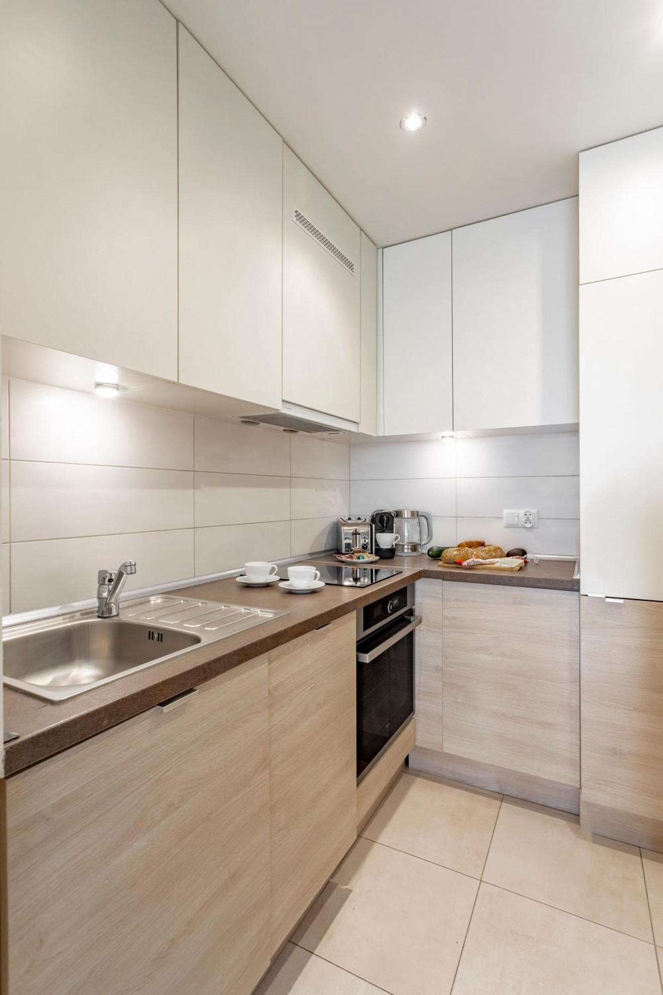 Hala Mirowska Apartments Varsovia Habitación foto